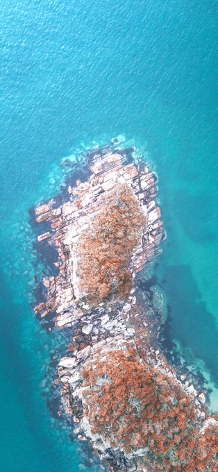 日间海岛航空摄影手机壁纸
