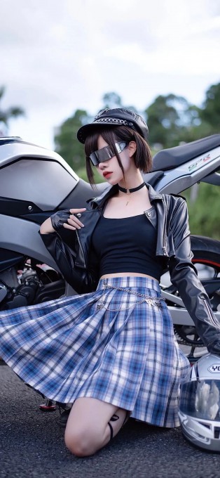 机车美女手机壁纸