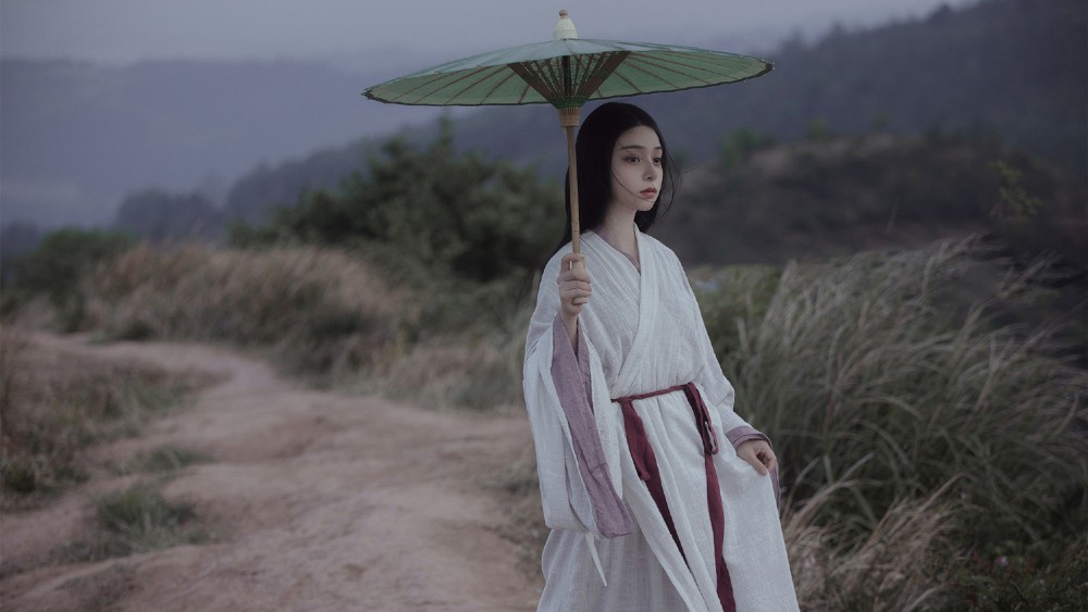 冷艳古风美女高清桌面壁纸
