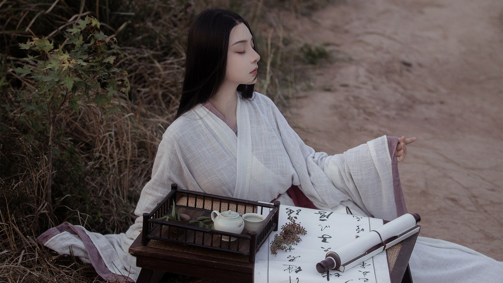冷艳古风美女高清桌面壁纸