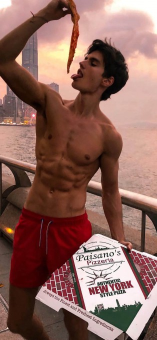 欧美范帅哥腹肌高清手机壁纸