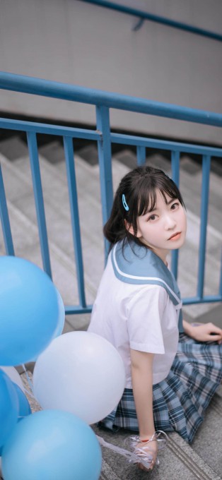 可爱少女JK制服蓝白气球手机壁纸