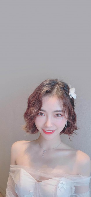 许佳琪仙女裙手机壁纸(1242x2688)