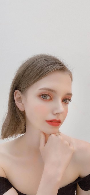 德国模特Chloe高清手机壁纸