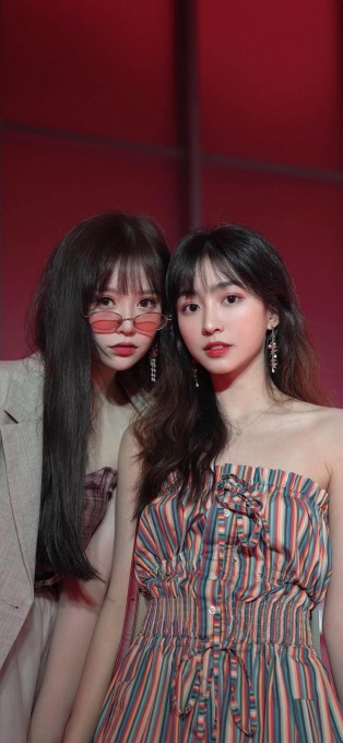 抖音网红美女Duebass手机壁纸