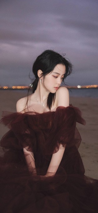 欧阳娜娜时尚性感写真手机壁纸(1080x2338)