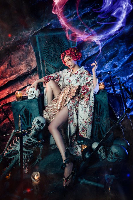 头戴花冠中国模特美女手机壁纸