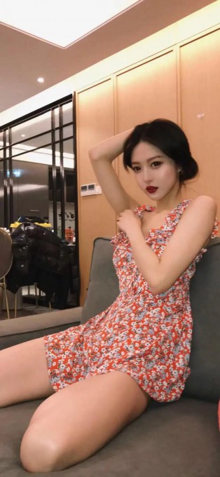 美女