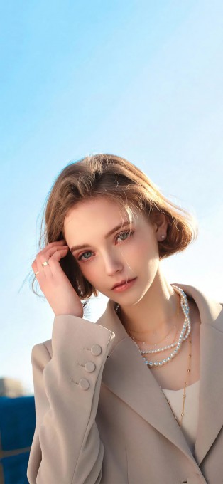 德国模特Chloe高清手机壁纸