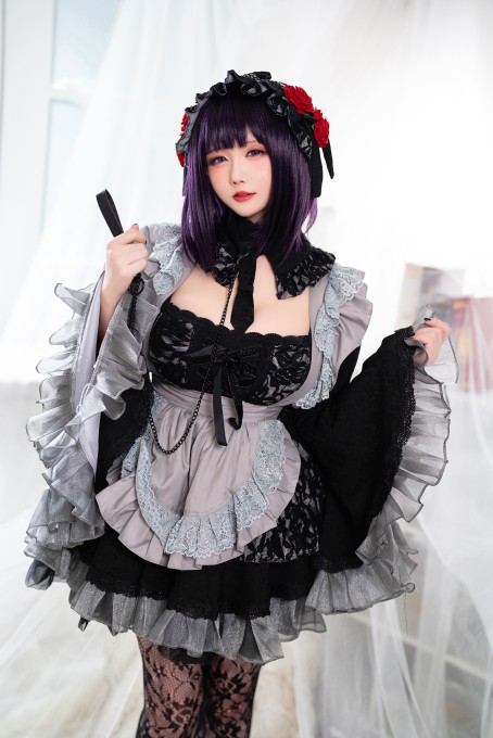 星之迟迟角色扮演更衣人偶坠入爱河喜多川海梦4k手机壁纸(2668x4000)
