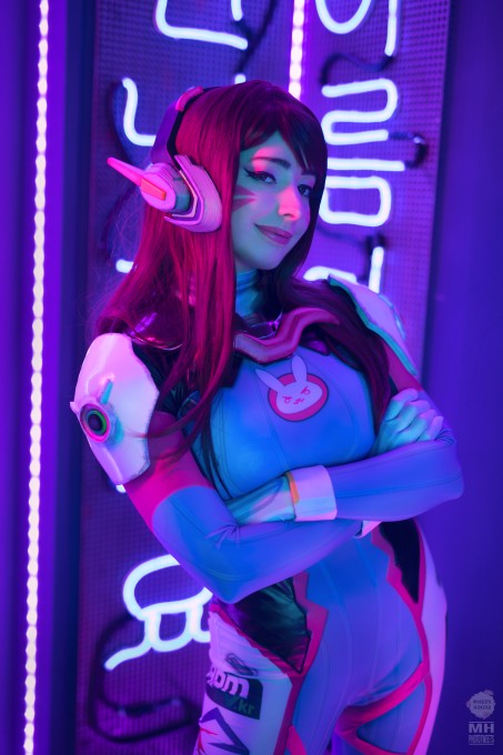 Mikomi Hokina角色扮演守望先锋D.Va4k手机壁纸