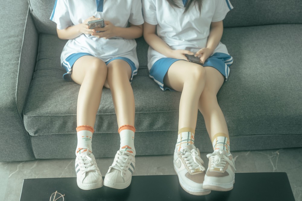 蠢沫沫桃良阿宅同桌的你