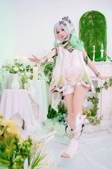 爆机少女喵小吉原神纳西妲