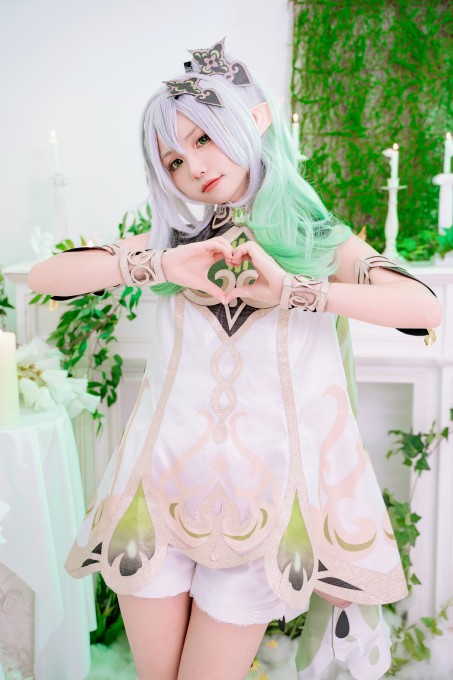 爆机少女喵小吉原神纳西妲