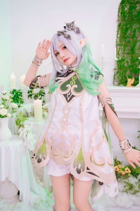 爆机少女喵小吉原神纳西妲