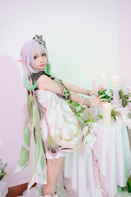 爆机少女喵小吉原神纳西妲