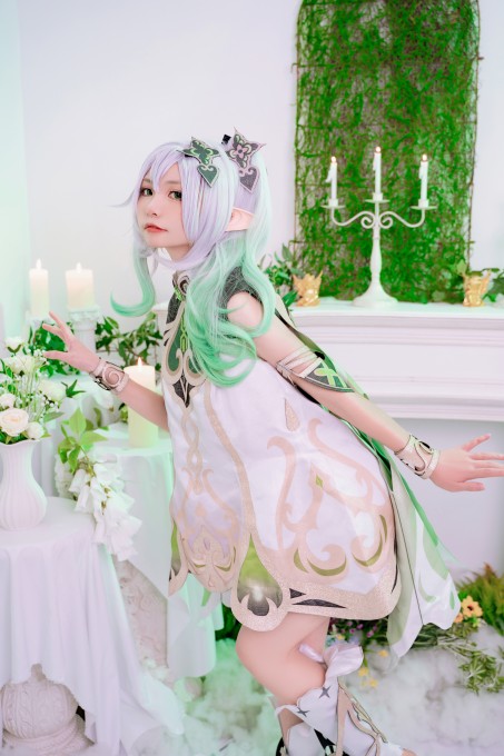 爆机少女喵小吉原神纳西妲