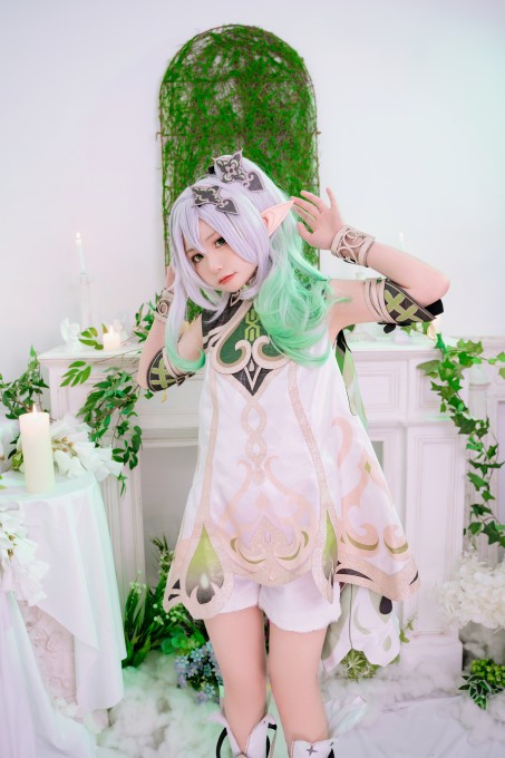 爆机少女喵小吉原神纳西妲