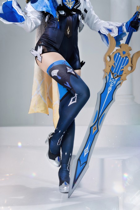 ElyEE子优菈