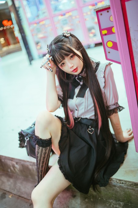 落落神待少女