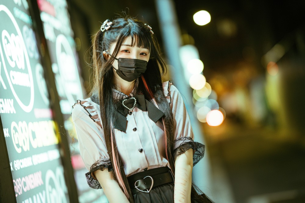 落落神待少女