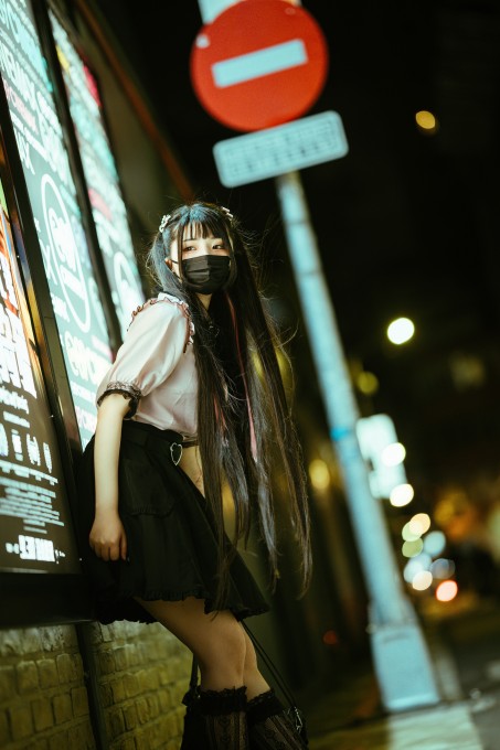 落落神待少女
