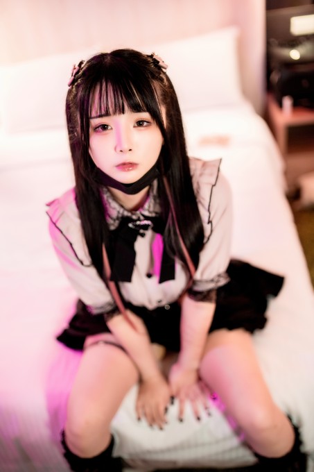 落落神待少女