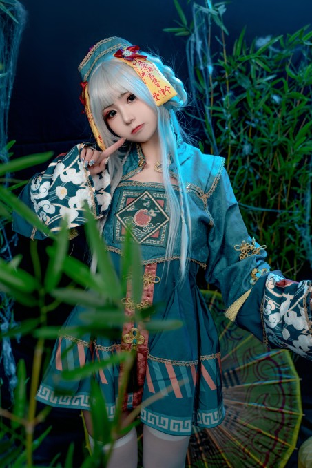 爆机少女喵小吉子不语(4000x6000)