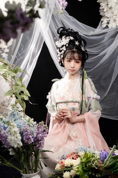 爆机少女喵小吉花间集