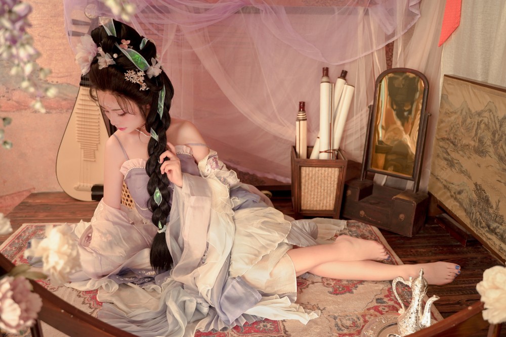 爆机少女喵小吉长相思
