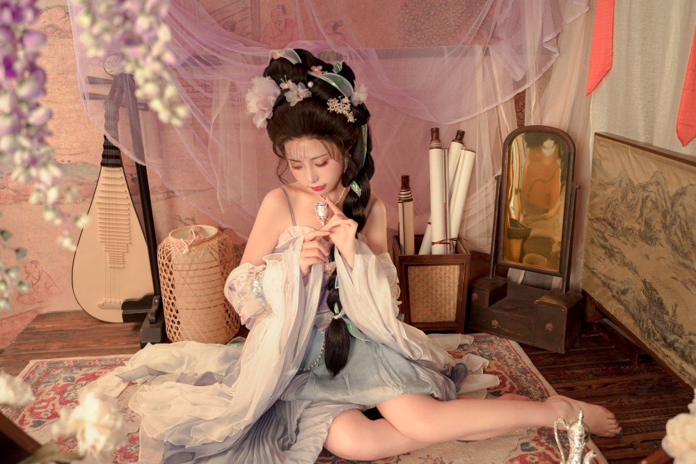 爆机少女喵小吉长相思