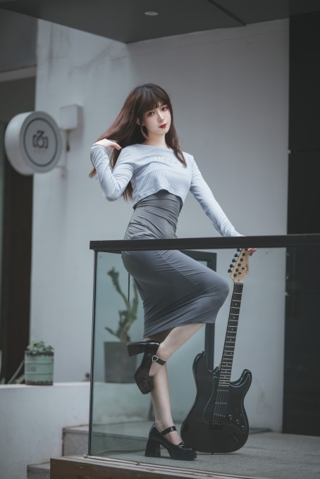 封疆疆v吉他妹妹