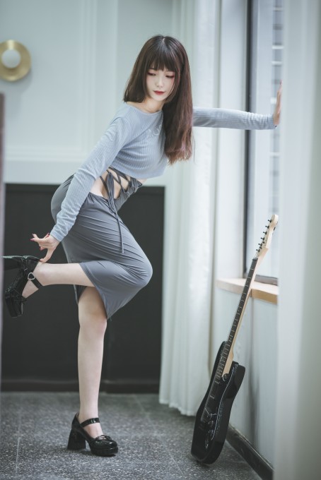 封疆疆v吉他妹妹