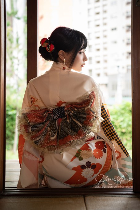 雨波和服背影