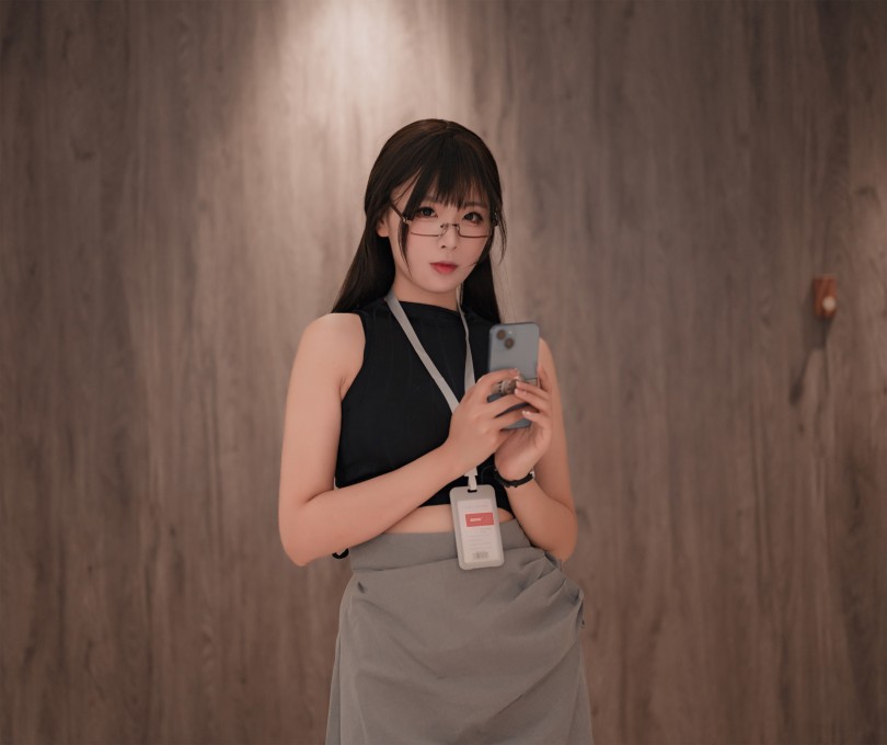 轩萧学姐眼镜娘OL