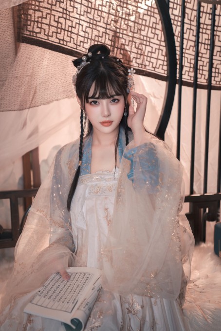 恋恋艾妮汉服