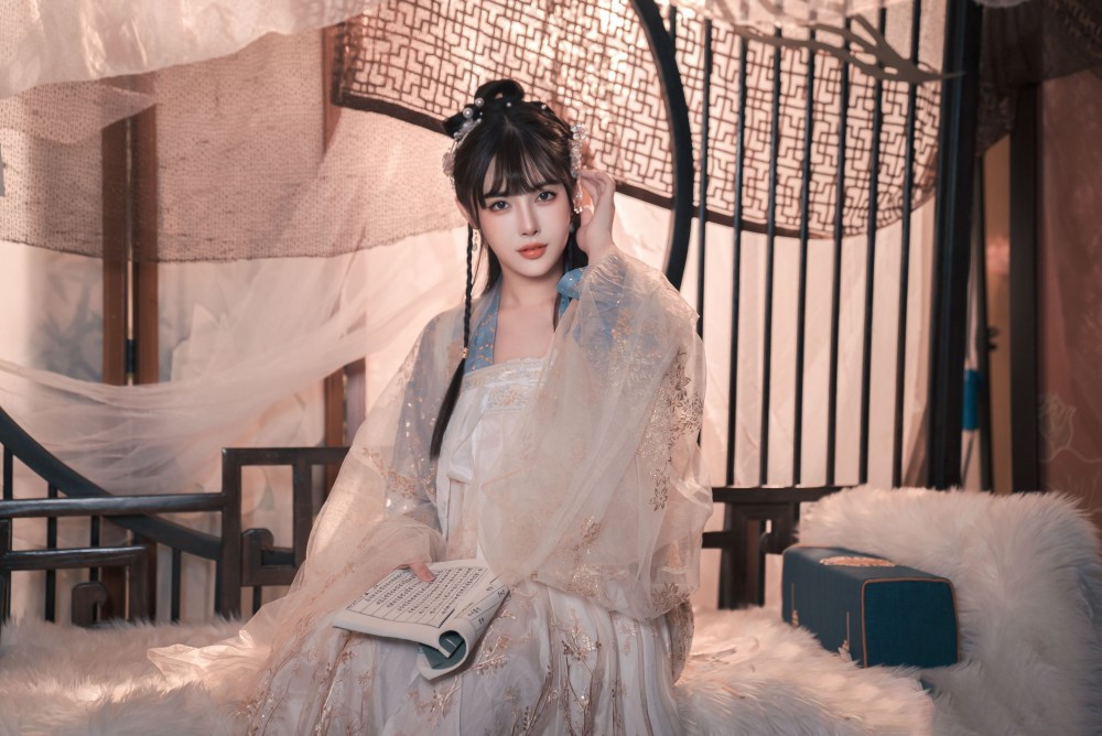 恋恋艾妮汉服(4032x2692)