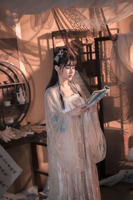 恋恋艾妮汉服(2692x4032)