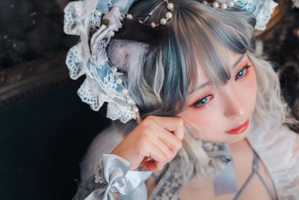 ElyEE子布偶猫少女人形