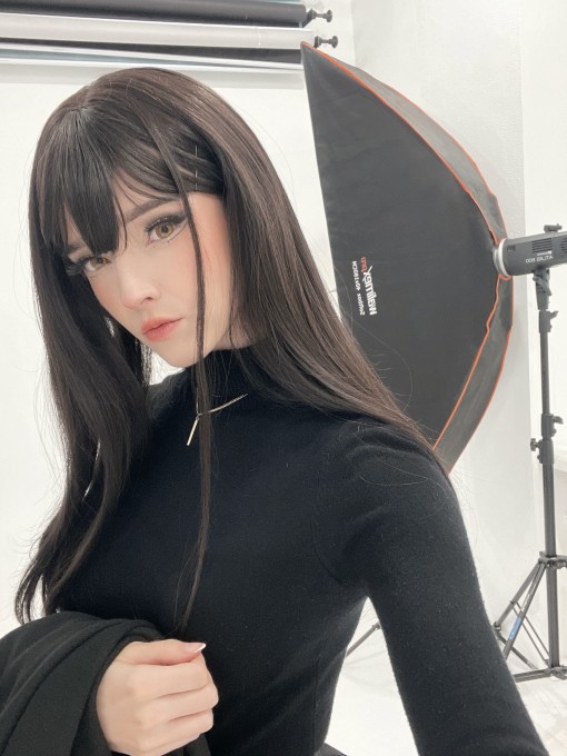 CandyBall角色扮演迪塞尔黑色假日在影棚里自拍