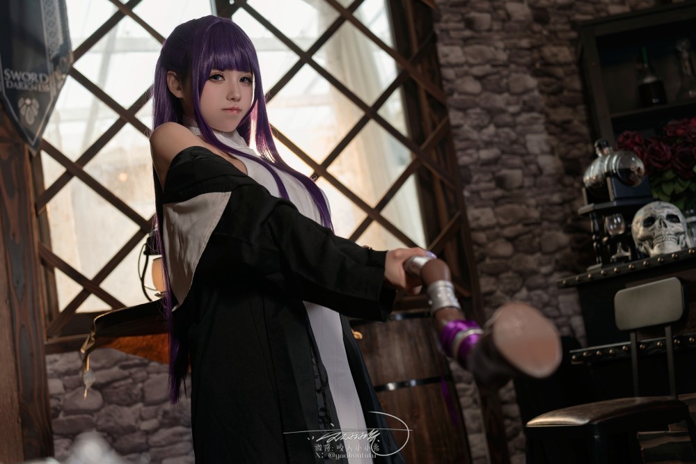 咬人小小兔五月作品『酩酊大喷菇』(7008x4672)