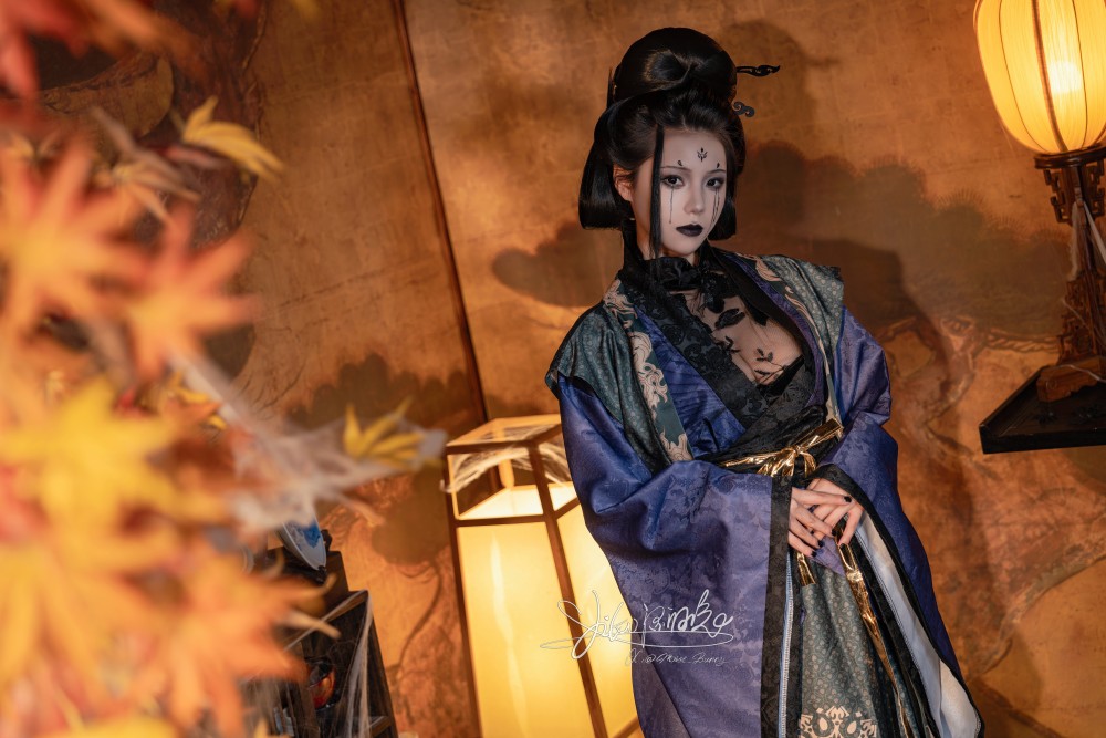 Yiko湿润兔十月作品『阁中四妹』