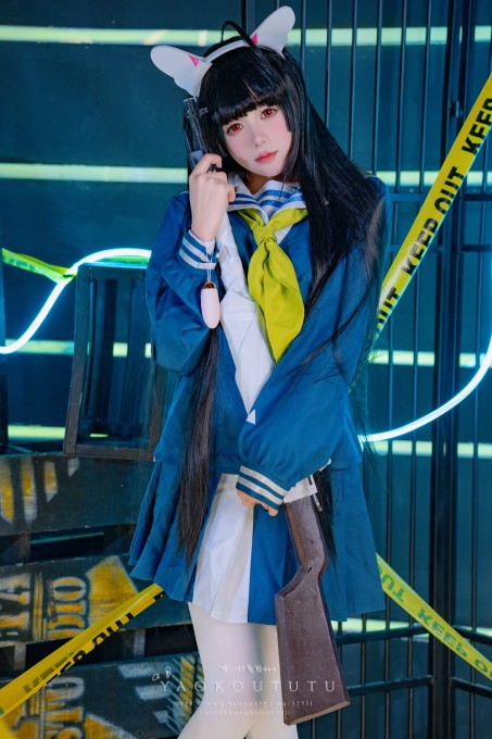 咬一口兔娘ovo霞泽美游(4672x7008)
